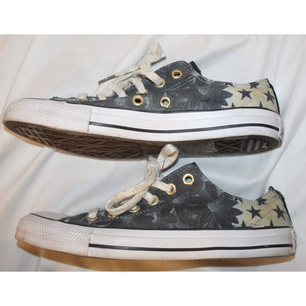 Chuck Taylor Converse All Star Low Top Sneakers Daisy Flower & Star Print W 9.5